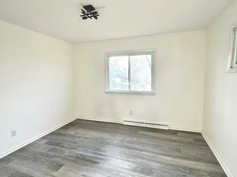 6022 Clover Ln — Photo 6