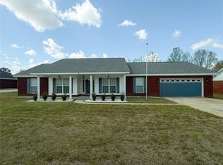 203 Daphne Dr, Enterprise, AL 36330