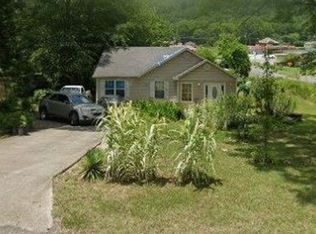 302 Ingram Ave W, Oneonta, AL 35121