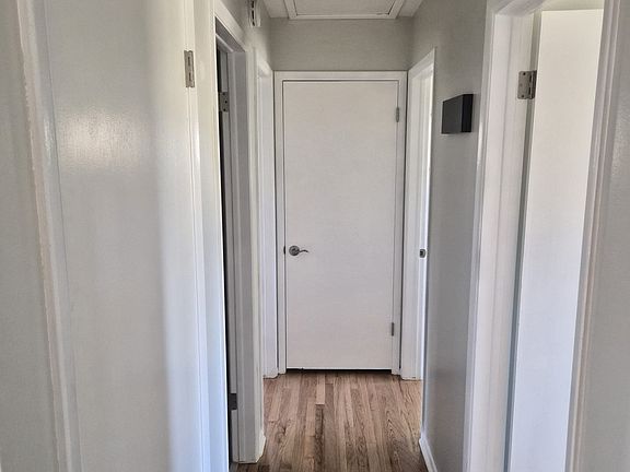 2nd image of 1155 S Vancouver Way