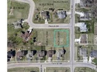 1809 Paulis Dr, Faribault, MN 55021