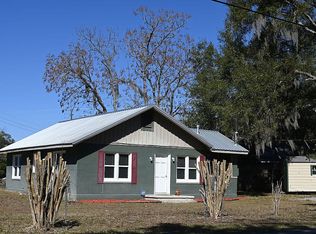 2212 Silver Lake Dr, Palatka, FL 32177