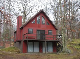 127 Pine Ter, Milford, PA 18337