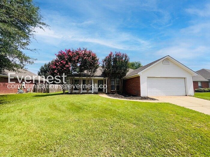 1st image of 223 Crosscreek Dr