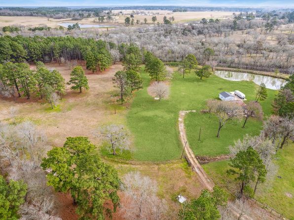 6303 Planters Row Ln, Plantersville, TX 77363