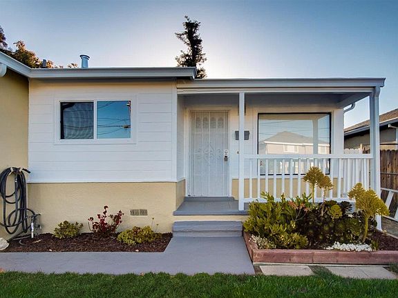 2nd image of 119 Gardenia Way