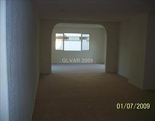 2nd image of 2920 Robar St