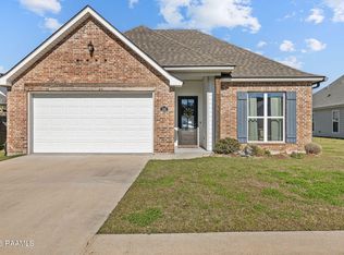 208 Durke Rd, Lafayette, LA 70508