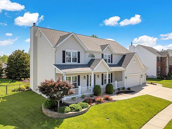 3rd image of 227 Greycliff Bluff Dr