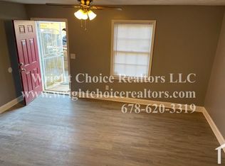 2648 Evans Mill Dr, Lithonia, GA