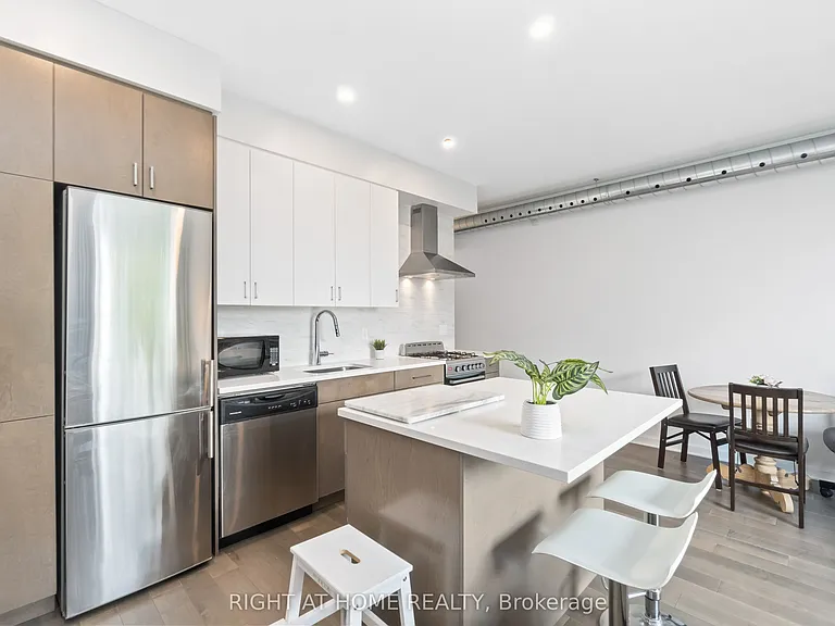 22 Perkins St #305 — Photo 10