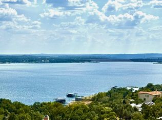 14000 & 14002 Skyline Dr, Austin, TX 78732