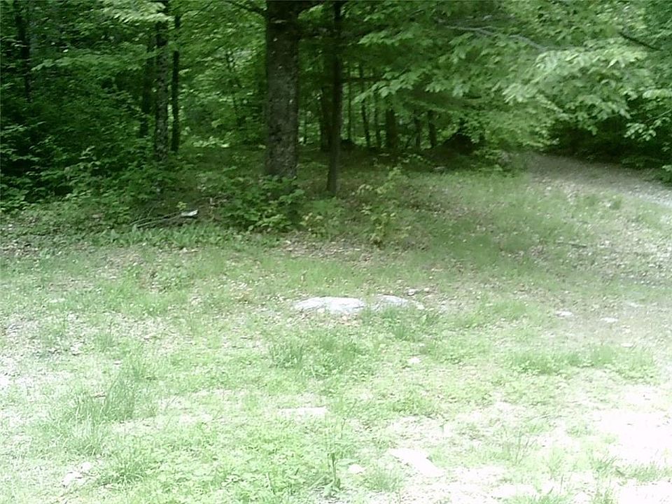 2nd image of 841 Pinnacle Road