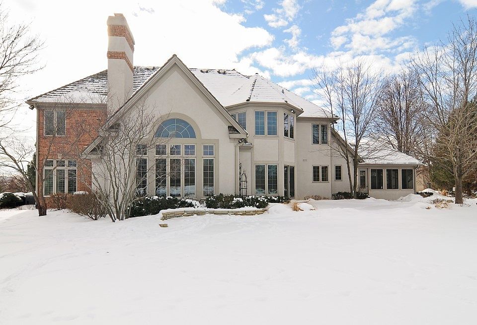 2nd image of 4560 Eleanor Dr