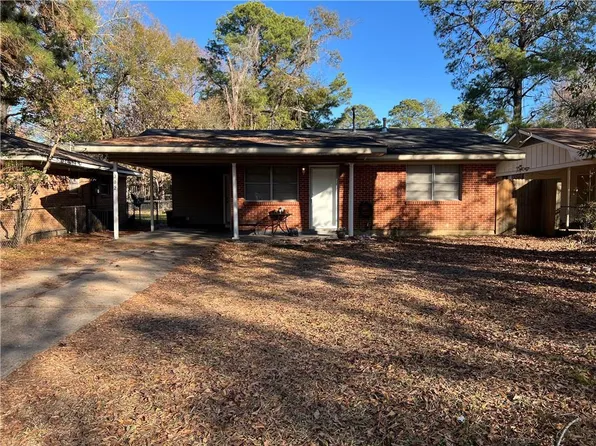 302 Forest Ave, Pineville, LA 71360