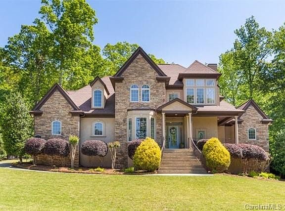 2nd image of 2058 Landry Ln