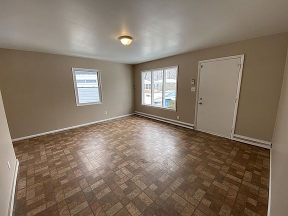 2nd image of 6410 Missouri Ct