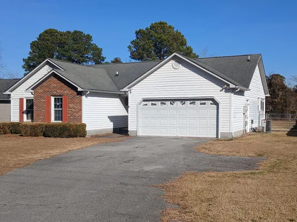 3010 Hunters Trl, Midway Park, NC 28544