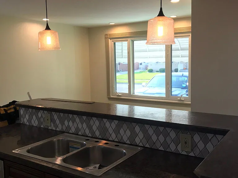 Highview Cir — Photo 3