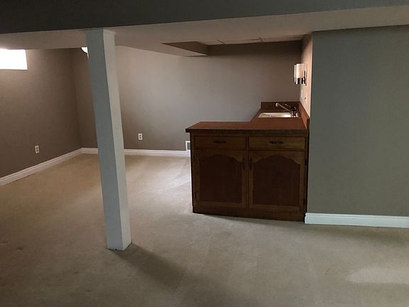 4th image of 721 Manordale Ct