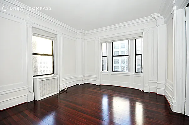 Sold by Compass | media 2