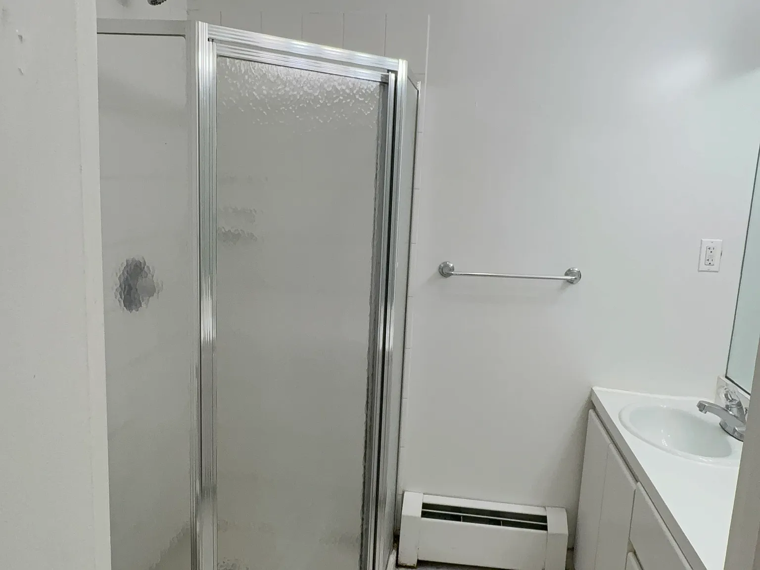 2 bed, 2.5 bath, 1100 sqft, $3,399 — Photo 2