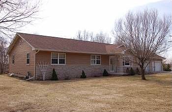 1st image of E2261 Woodridge Dr