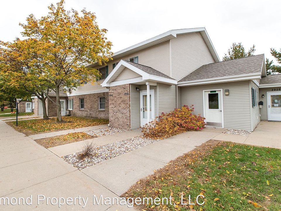 1st image of 2960 Hickory Dr #2892
