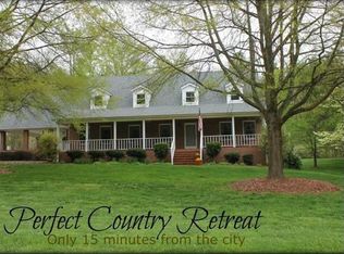 102 Brandon Ct, Lexington, NC 27295
