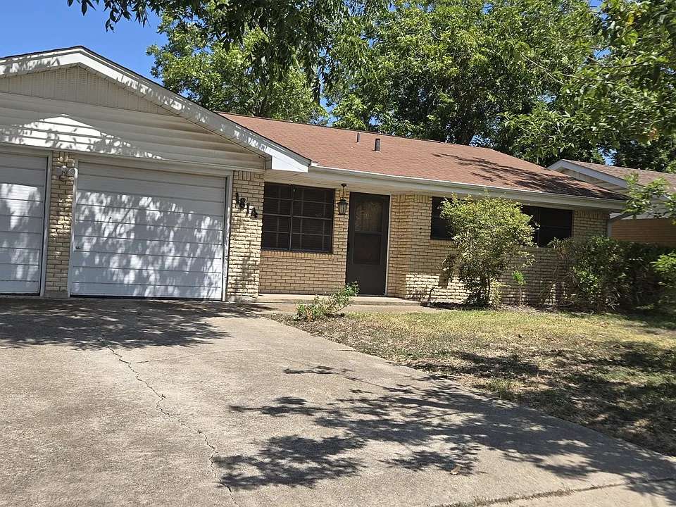 1814 Linwood Rd