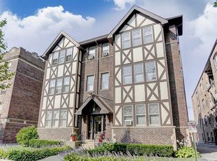 38 S 6th Ave #3A, La Grange, IL 60525