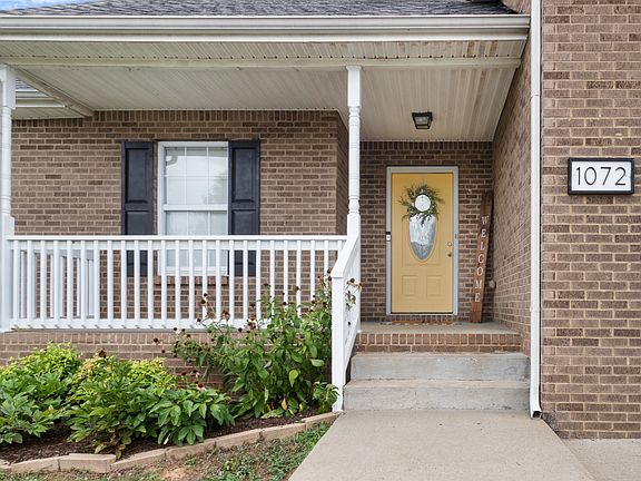 5th image of 1072 Glenhurst Way