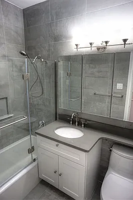 Rented by REGII | media 21