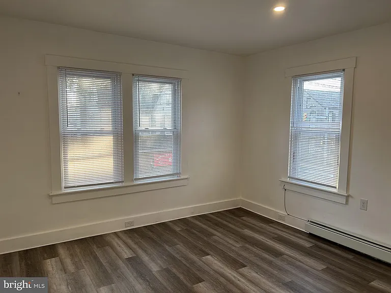 106 N Main St #B — Photo 7