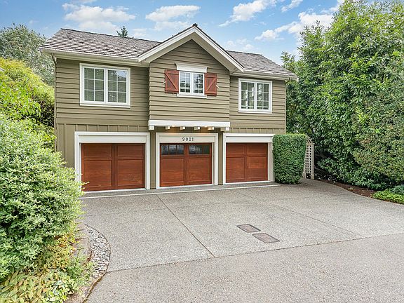 4th image of 9021 NE 10th St