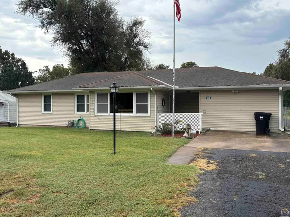 5113 SE 3rd Ter, Tecumseh, KS 66542