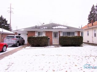 1748 Hinsdale Dr, Toledo, OH 43614