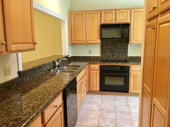 5th image of 5385 5th Fairway Dr #130B