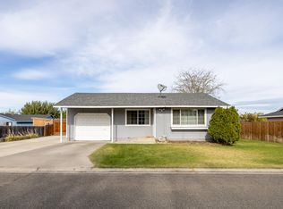 201 Nicka Rd, Grandview, WA 98930
