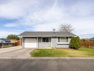 201 Nicka Rd, Grandview, WA, 98930