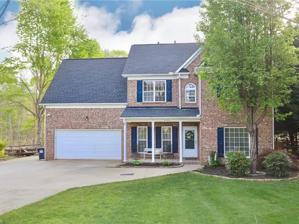 111 Painted Bunting Dr, Troutman, NC 28166