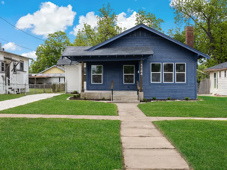 1144 Denver Blvd — Photo 23