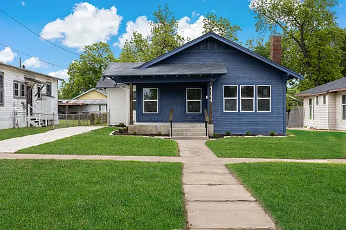 1144 Denver Blvd Photo 1
