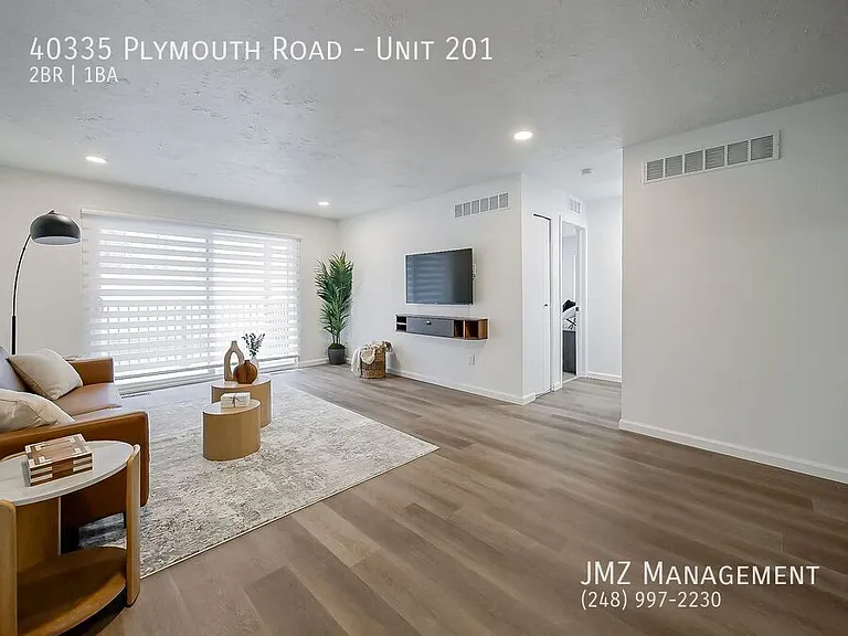40335 Plymouth Rd #201 — Photo 11