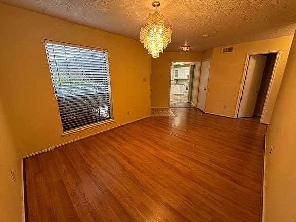 Formal Dining