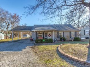 32062 E 689th Dr, Wagoner, OK 74467
