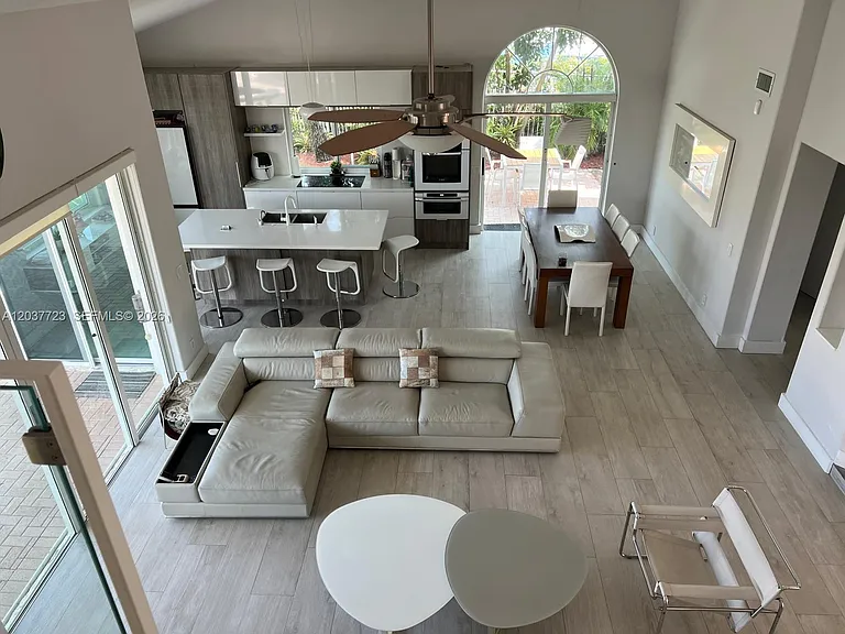 1130 Spyglass — Photo 41
