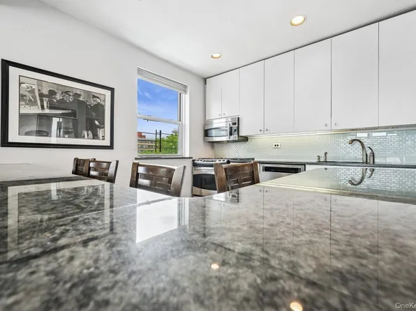 162-41 Powells Cove Boulevard #4G, Beechhurst, NY 11357