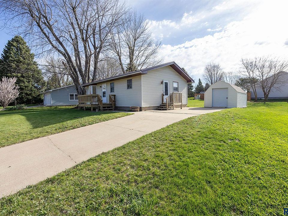 301 Lincoln Dr, Alcester, SD 57001 Zillow