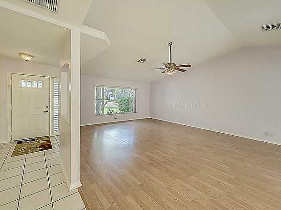 4th image of 5912 Garden Lakes Majestic